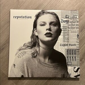 Taylor Swift “Reputation” Special Edition Photo Print Vinyl Record
